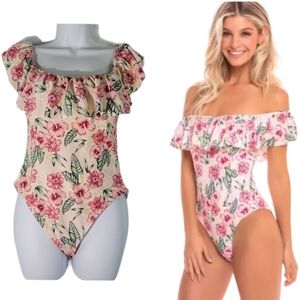 Cabana Del Sol Women's Red/Green Floral Swimsuit Sz L Off-Shoulder Ruffle Neck